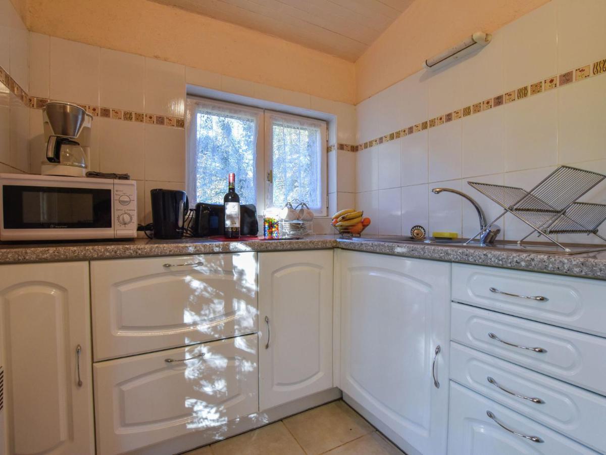 Cosy Holiday Home In Lantheuil With Garden Villefranche-du-Perigord Ngoại thất bức ảnh