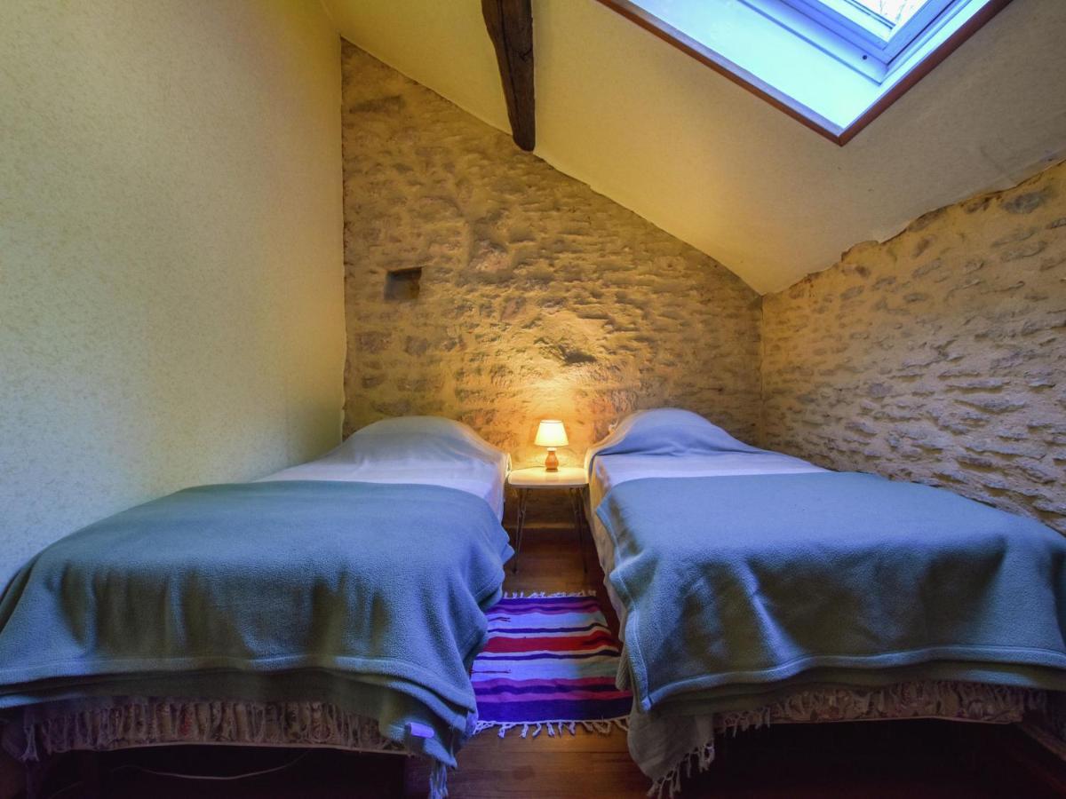 Cosy Holiday Home In Lantheuil With Garden Villefranche-du-Perigord Ngoại thất bức ảnh