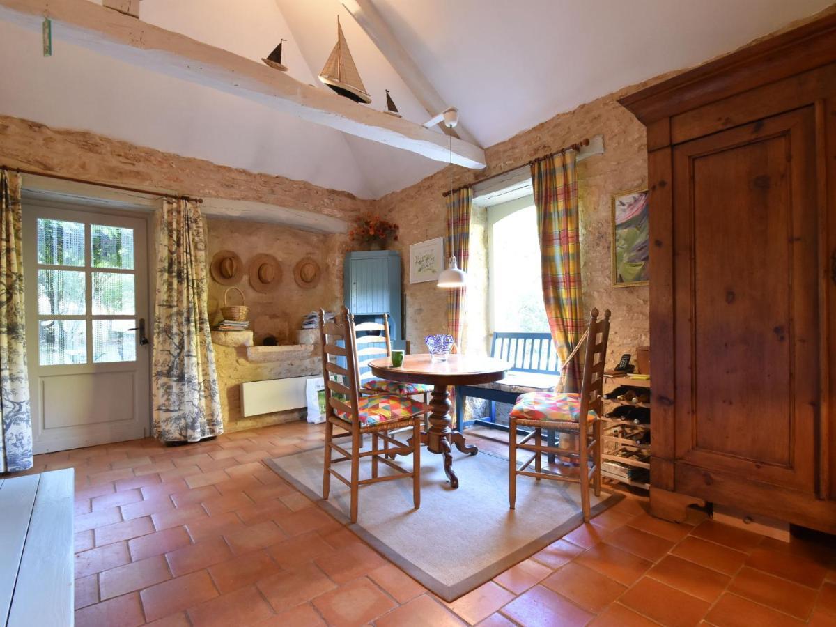 Cosy Holiday Home In Lantheuil With Garden Villefranche-du-Perigord Ngoại thất bức ảnh