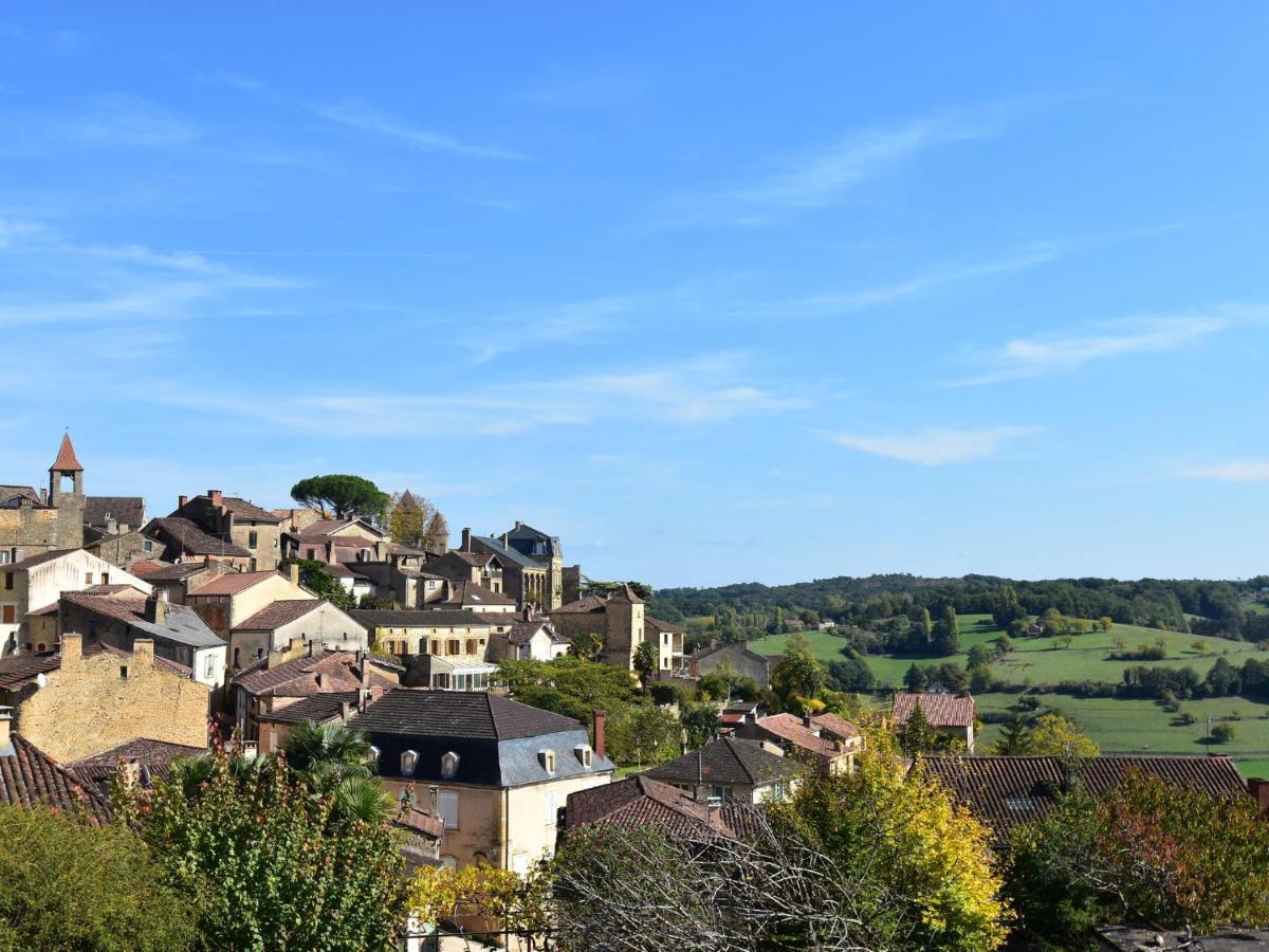 Cosy Holiday Home In Lantheuil With Garden Villefranche-du-Perigord Ngoại thất bức ảnh