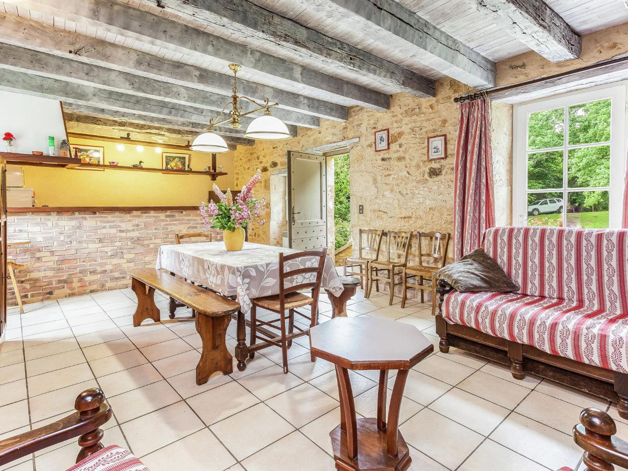 Cosy Holiday Home In Lantheuil With Garden Villefranche-du-Perigord Ngoại thất bức ảnh