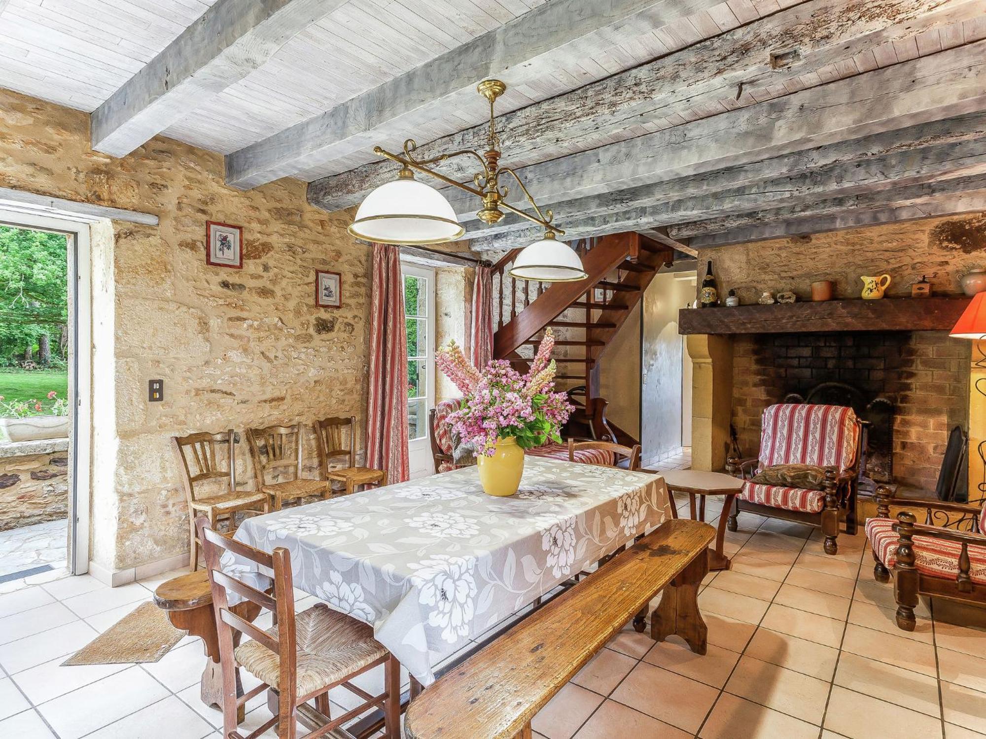 Cosy Holiday Home In Lantheuil With Garden Villefranche-du-Perigord Ngoại thất bức ảnh