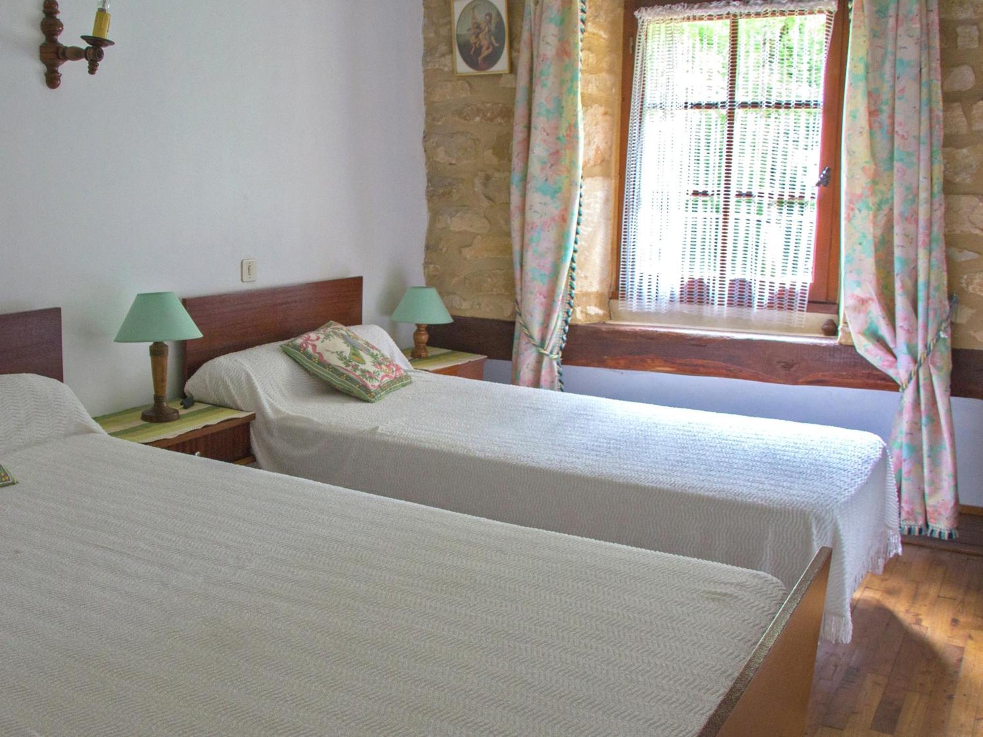 Cosy Holiday Home In Lantheuil With Garden Villefranche-du-Perigord Ngoại thất bức ảnh
